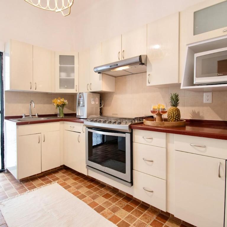 VIDA Condesa, Elegant Home for 14 Guests and Terrace - Apartment - 11