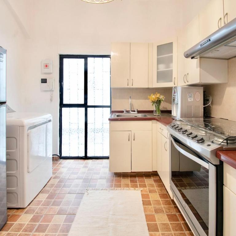 VIDA Condesa, Elegant Home for 14 Guests and Terrace - Apartment - 16