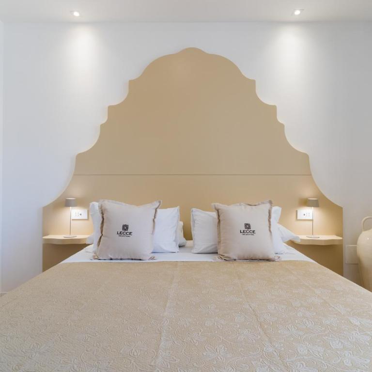 VIRA Concept Rooms - Lecce Selection - Zimmer mit Kingsize-Bett und Balkon - 3