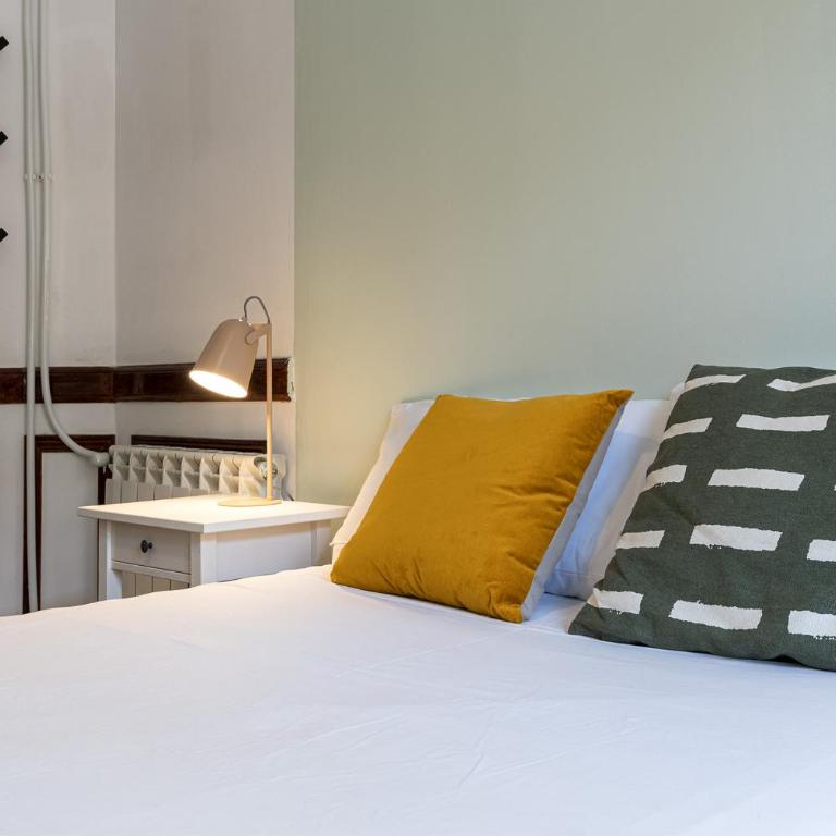 Live it Madrid Gran Vía - Chambre Double avec Salle de Bains Commune - 1
