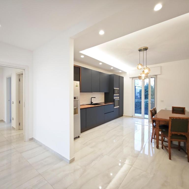 Finella - Appartamento con 2 Camere da Letto - 45