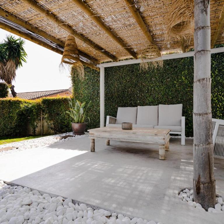 Villa Madrugada, beachside villa in Costabella - Villa - 51