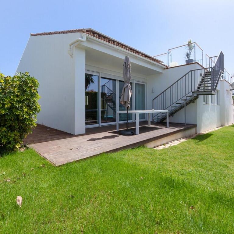 Villa Madrugada, beachside villa in Costabella - Villa - 78