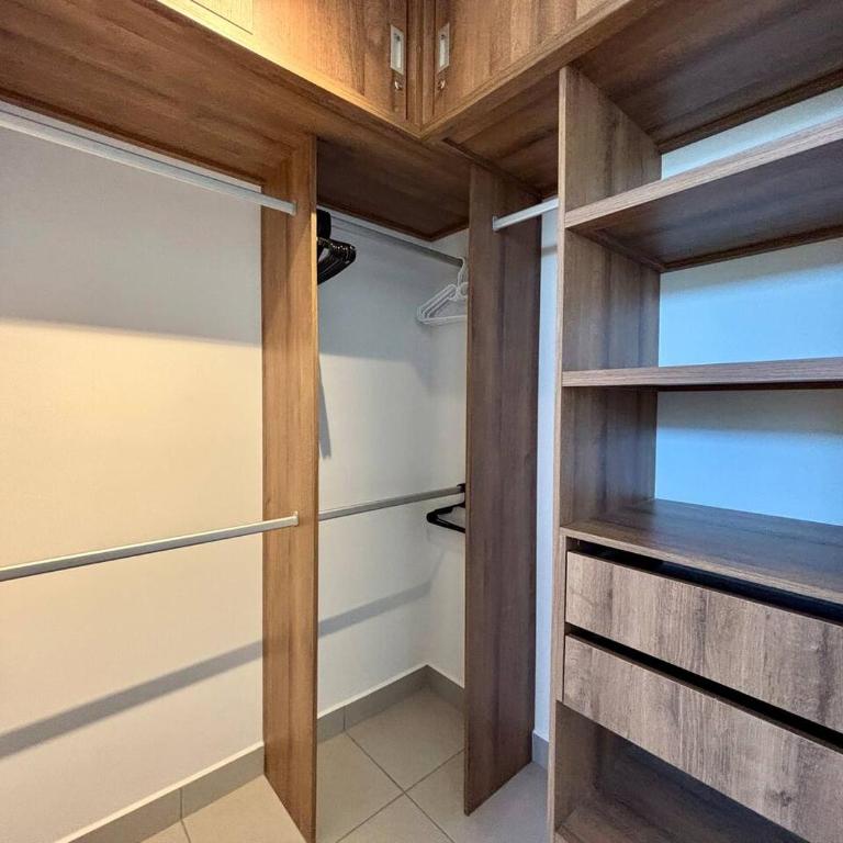 Fabuloso Apartamento Piso 17 En El Rodadero - Apartamento - 38