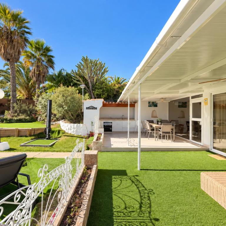 Avant Holidays San Agustin by CanaryScape - communal heated pool - Casa de 4 dormitorios - 1