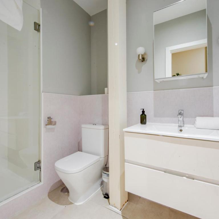 Confort Madrileño para 8 en Tirso de Molina E2 - Apartment - 19