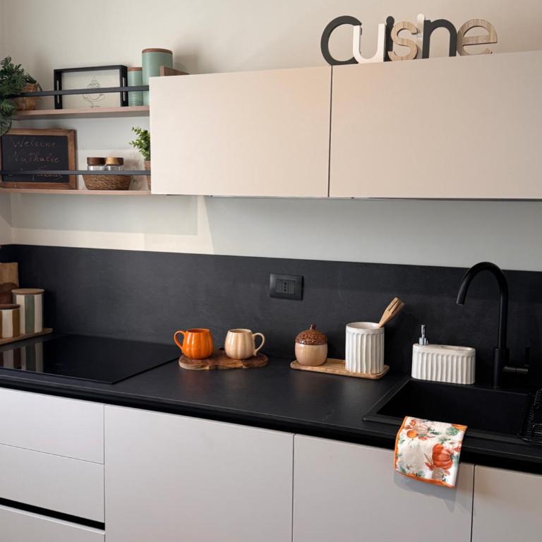 FARA Rooms - Quiet & Elegant Home in Bari - Appartamento con 3 Camere da Letto e Vista Parco - 36