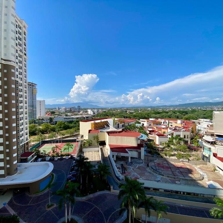 Disfruta elegancia y vistas al mar en Grand Venetia - Apartment - 11