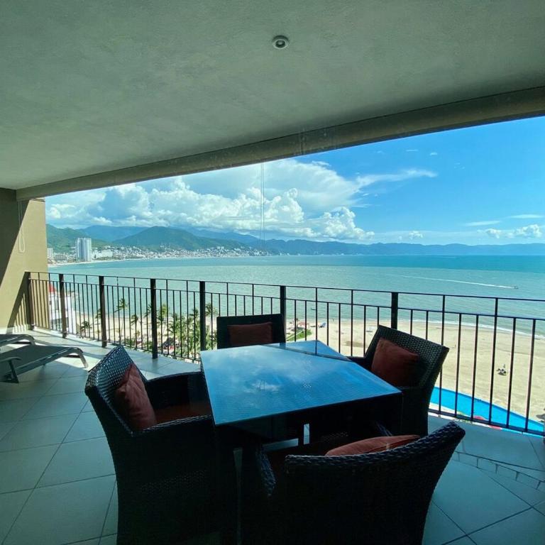 Disfruta elegancia y vistas al mar en Grand Venetia - Apartment - 18