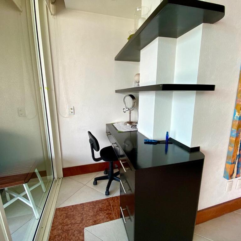 Disfruta elegancia y vistas al mar en Grand Venetia - Apartment - 35