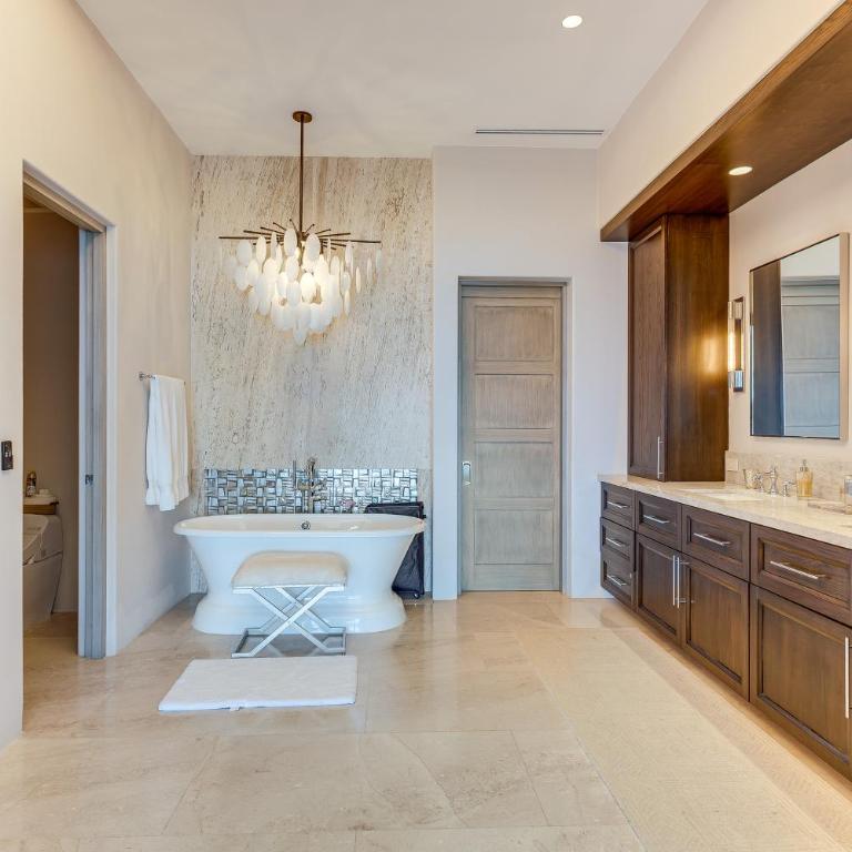 Pool, Hot Tub & Outdoor Kitchen! Palmilla Escape - Casa - 15