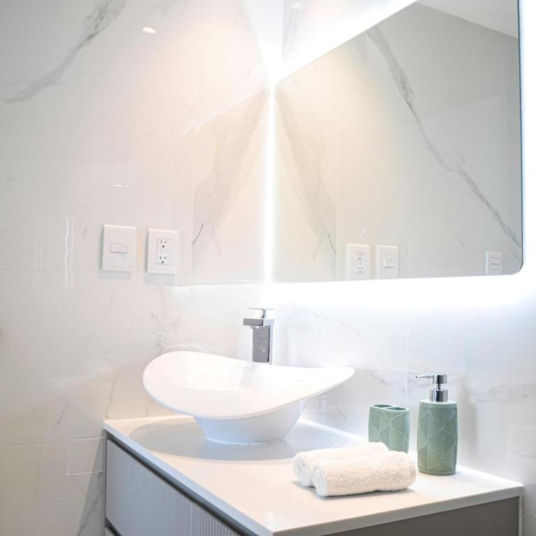Brand new beachfront apartment, waking up to the sea - Apartamento de 1 dormitorio con vistas al mar - 17
