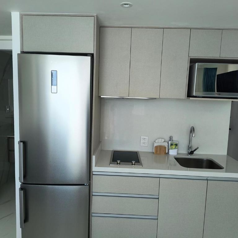 Brand new beachfront apartment, waking up to the sea - Apartamento de 1 dormitorio con vistas al mar - 37