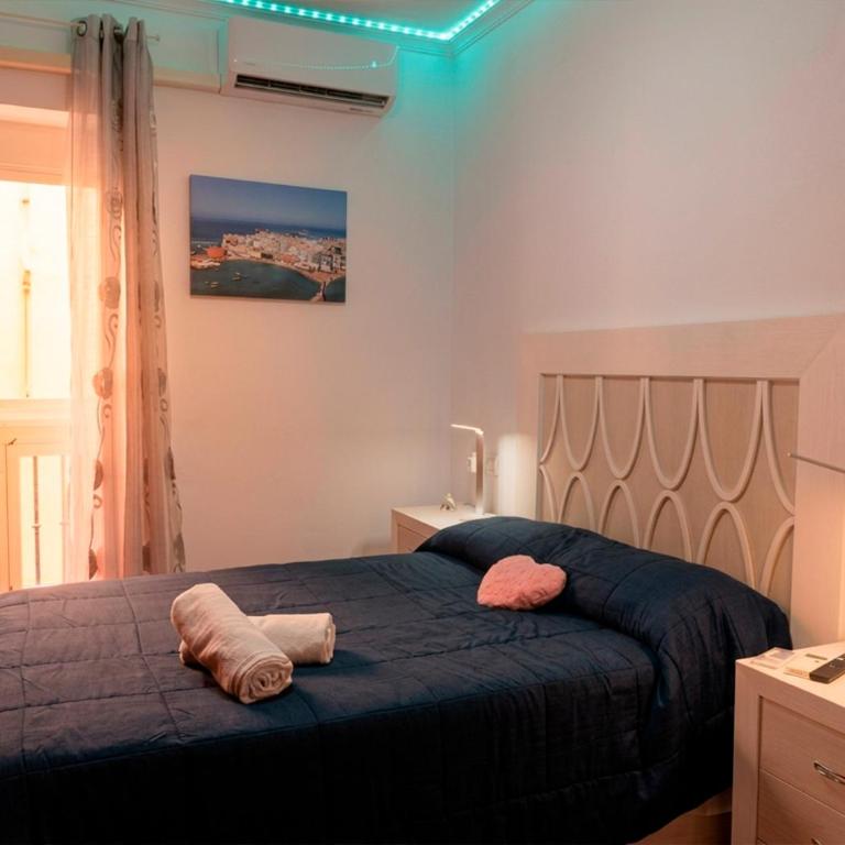 Apartalux Playa La Caleta - Apartamento de 2 dormitorios - 1