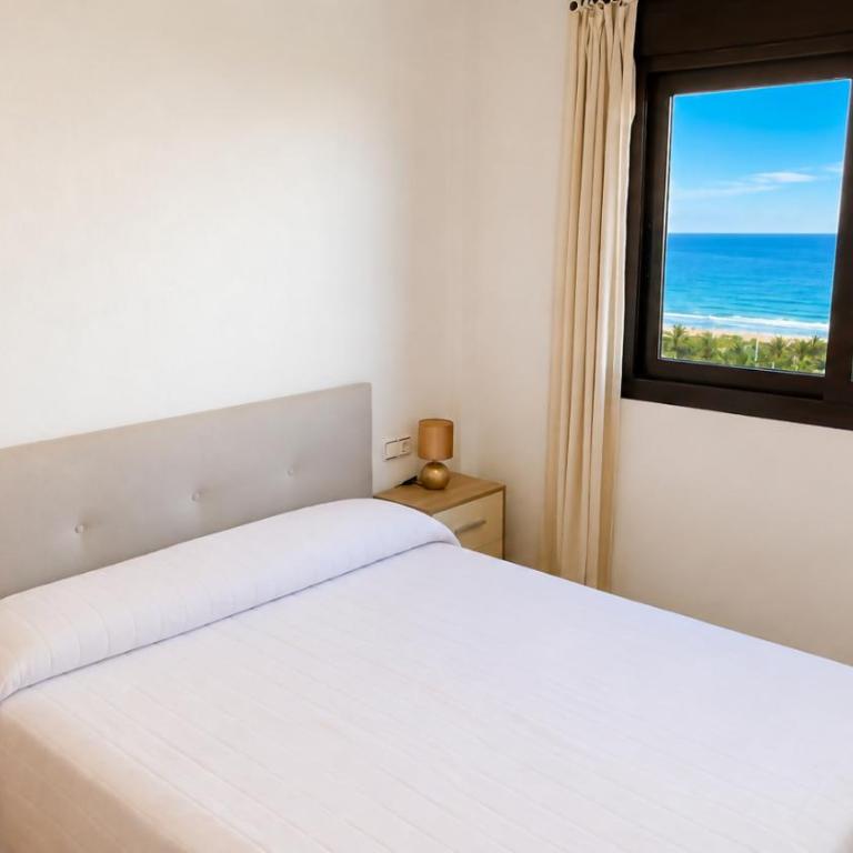 BUNGALOW FRENTE AL MAR - Apartamento de 3 dormitorios - 4