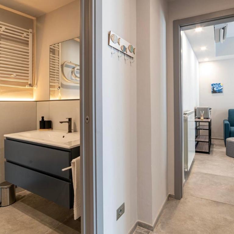 Casa Iris - One-Bedroom Apartment - 13