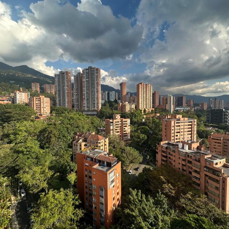 Apartamento en el Poblado, Vista Panorámica y Piso alto - Apartamento de 1 dormitorio - 15