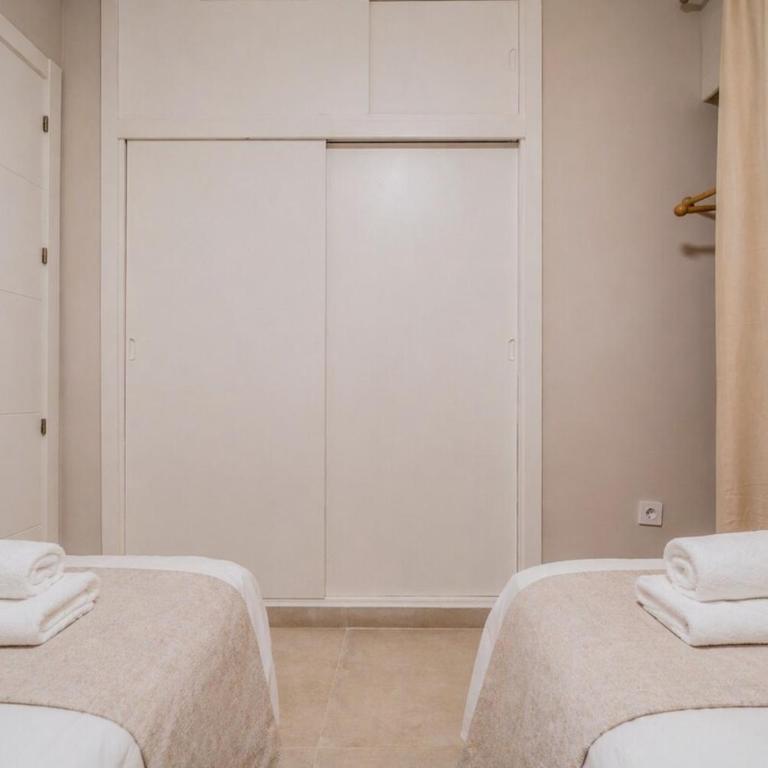 Apartment 50 meters from the beach ideal for relaxation - Apartamento de 3 dormitorios - 3