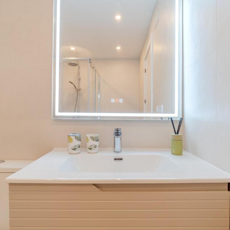Apartment 50 meters from the beach ideal for relaxation - Apartamento de 3 dormitorios - 17