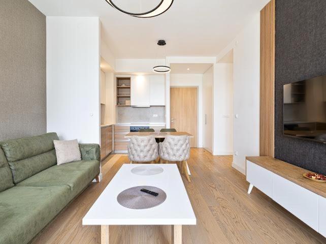 BW Lux View - One-Bedroom Apartment - 12