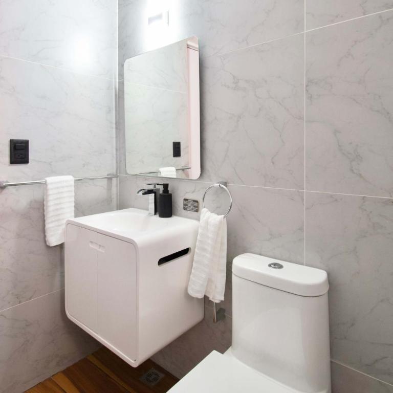 Soleá, Chic Apartment in Nápoles, Steps from WTC - Apartment - 28