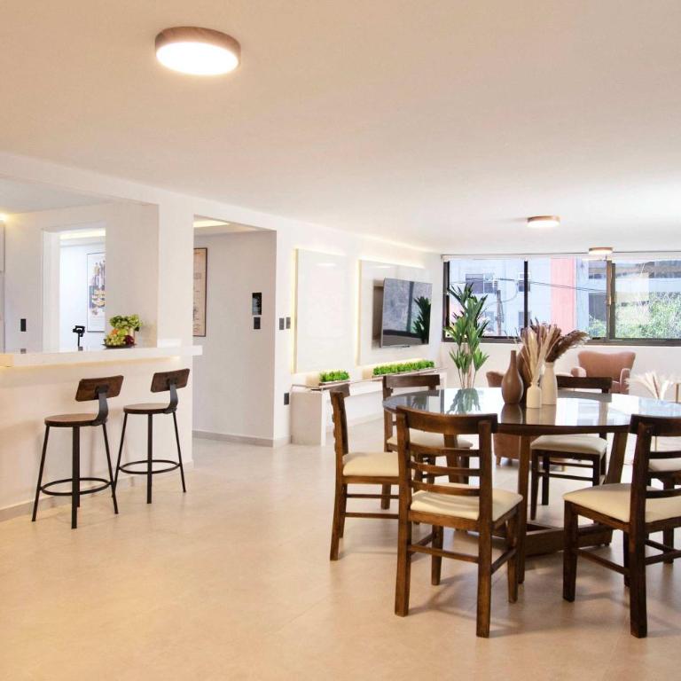 Soleá, Chic Apartment in Nápoles, Steps from WTC - Apartment - 75