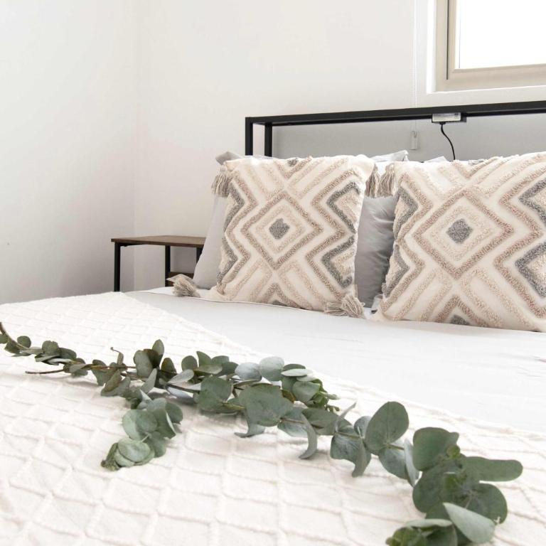 Soleá, Chic Apartment in Nápoles, Steps from WTC - Apartment - 85