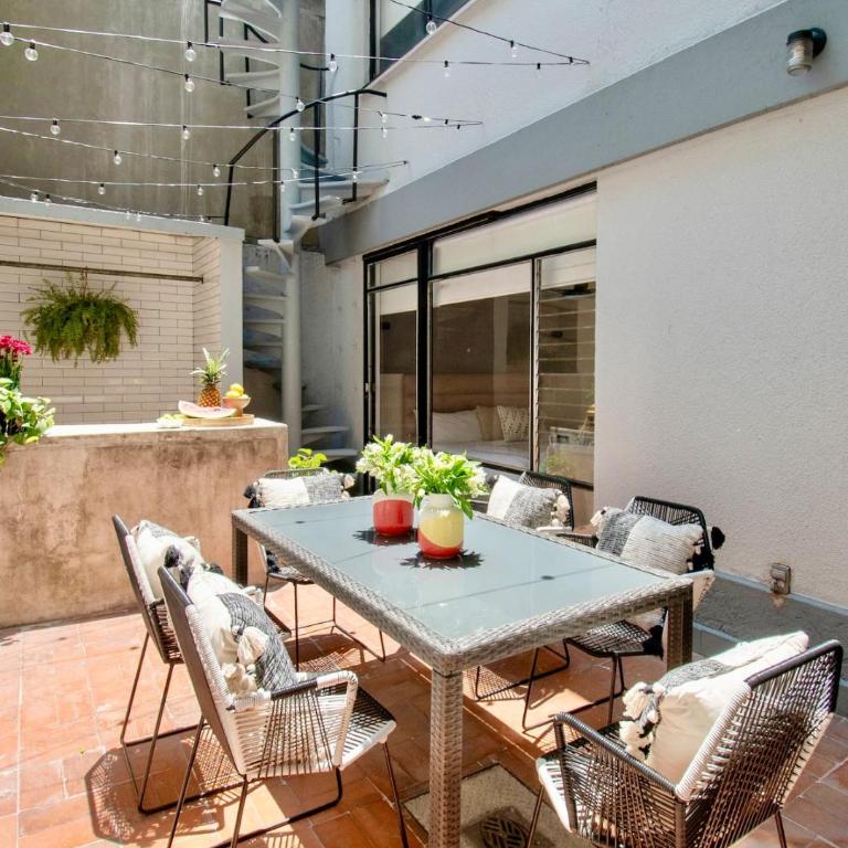 Coyoacán 6 bedroom house, 3 and a half bathrooms, 14 guests - Apartment - 2