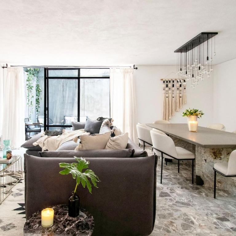 Coyoacán 6 bedroom house, 3 and a half bathrooms, 14 guests - Apartment - 10