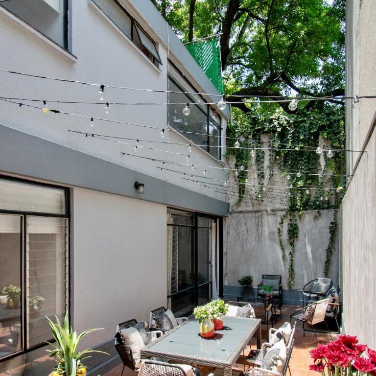 Coyoacán 6 bedroom house, 3 and a half bathrooms, 14 guests - Apartment - 11