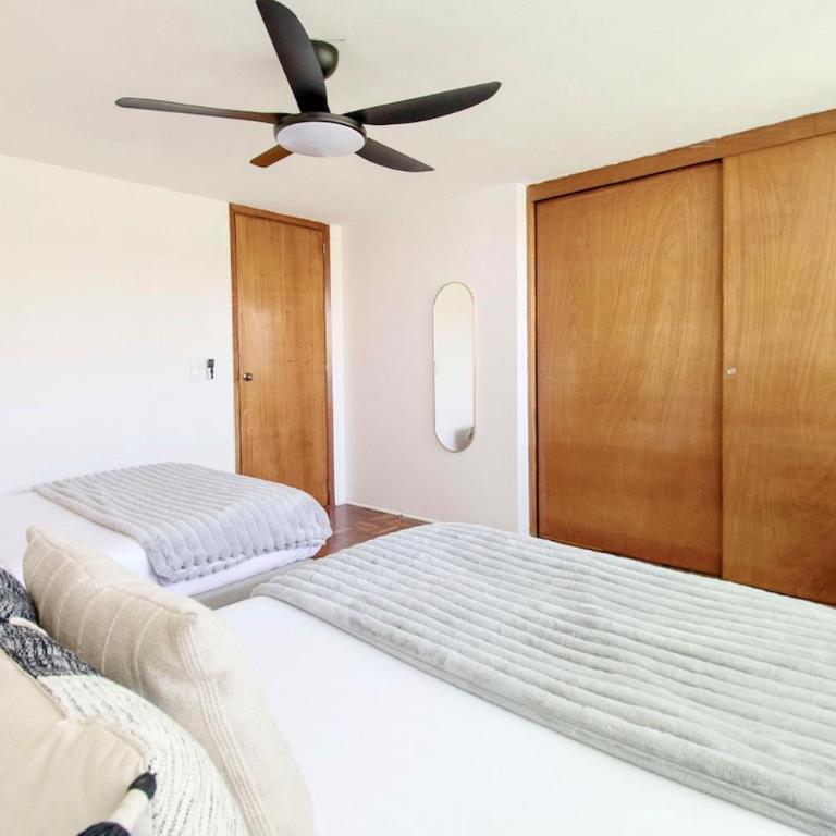 Coyoacán 6 bedroom house, 3 and a half bathrooms, 14 guests - Apartment - 22