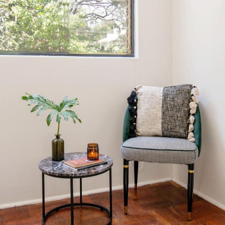 Coyoacán 6 bedroom house, 3 and a half bathrooms, 14 guests - Apartment - 24