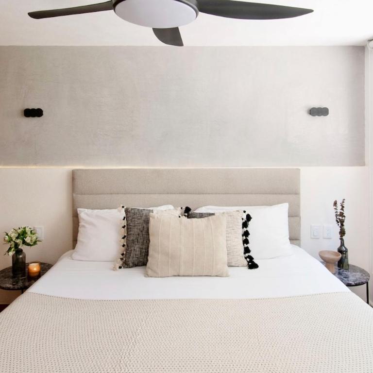Coyoacán 6 bedroom house, 3 and a half bathrooms, 14 guests - Apartment - 29