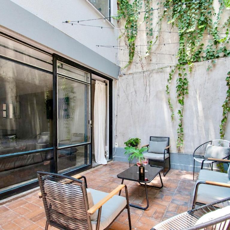 Coyoacán 6 bedroom house, 3 and a half bathrooms, 14 guests - Apartment - 99