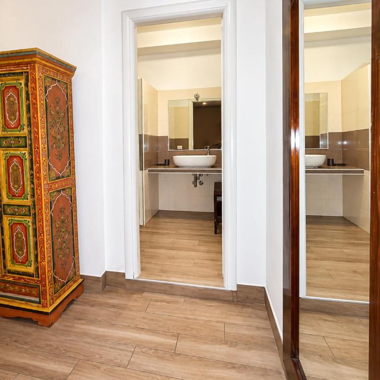 Vatican Garden GUESTHOUSE - Apartamento de 5 dormitorios - 56