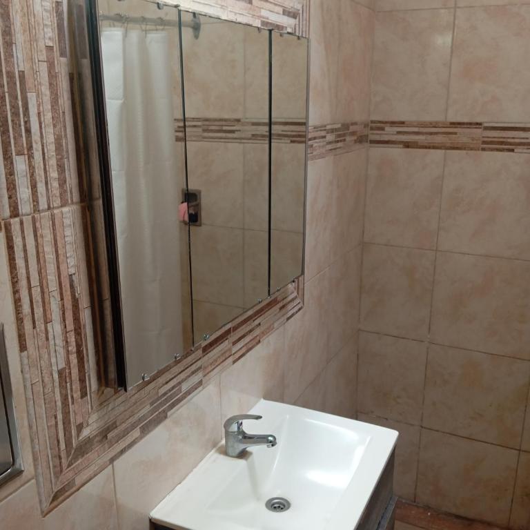 Casa en Luján - Apartamento de 1 dormitorio - 4