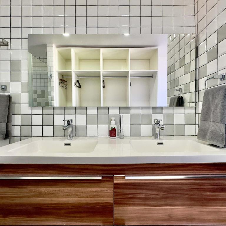 Tijuana Condo at Avenida Revolución 9th floor - Apartamento - 7