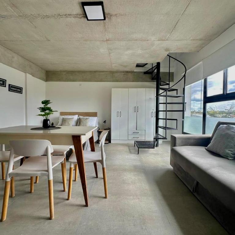 Monoambiente con terraza privada y cochera en Pinamar - Apartamento de 1 dormitorio - 2