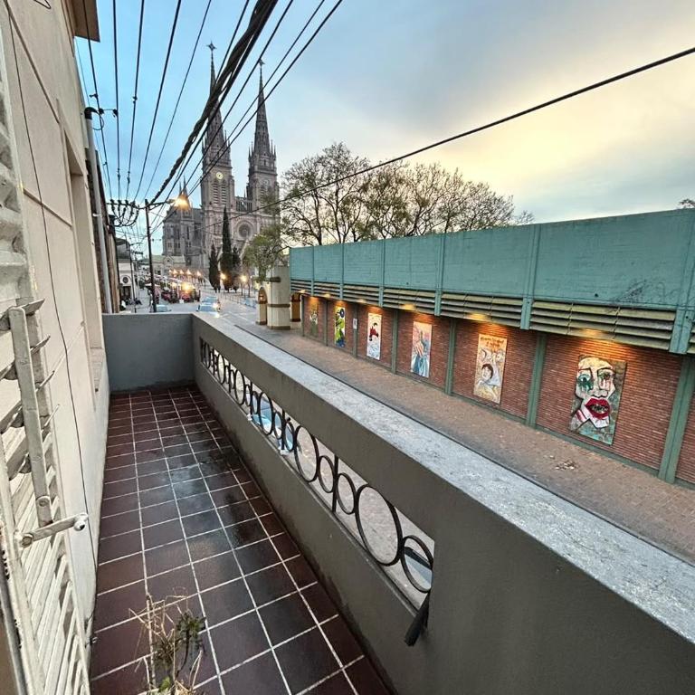 vista a la basílica, ideal para la llegada del papa - Apartamento - 1