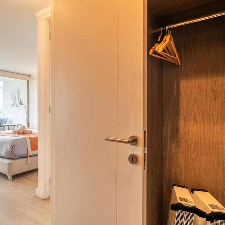 HOM I Parking I Mall Parque Arauco I Las Condes 809 - Apartment - 41