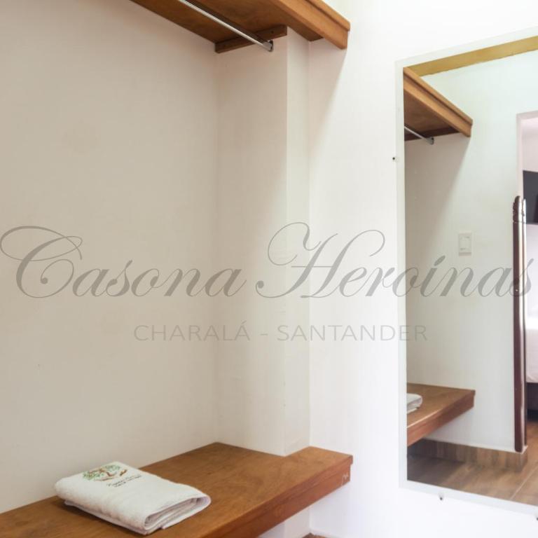Hotel Casona Heroínas Charalá - Triple Room with Balcony - 3