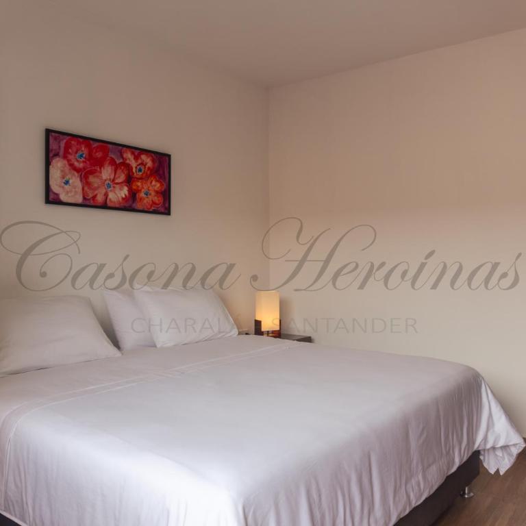 Hotel Casona Heroínas Charalá - Deluxe Double Room with Balcony - 1