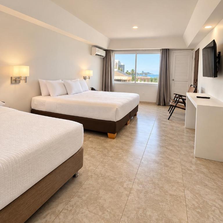 Hotel LP - San Andres - Family Room with Side Sea View - 3