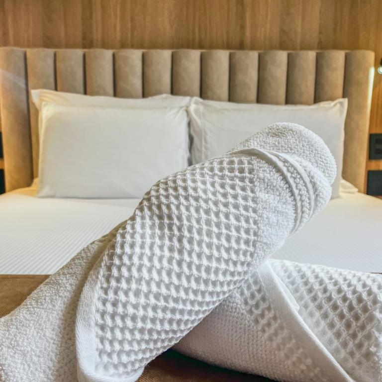 Quarzzo Suites by NOWA - Two-Bedroom Deluxe Apartment with Balcony - 6