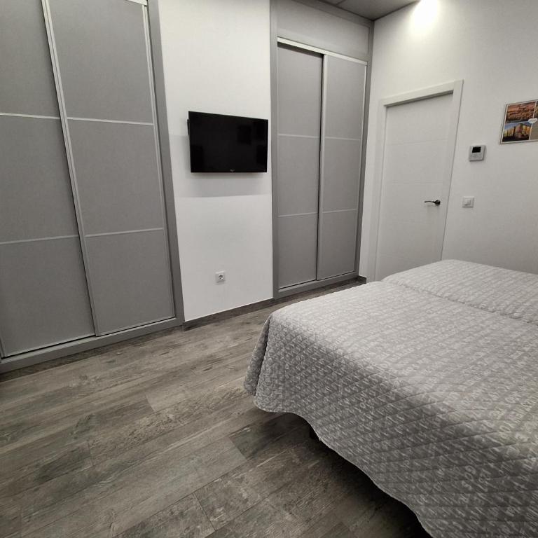 Loft La Calahorra - One-Bedroom Apartment - 6