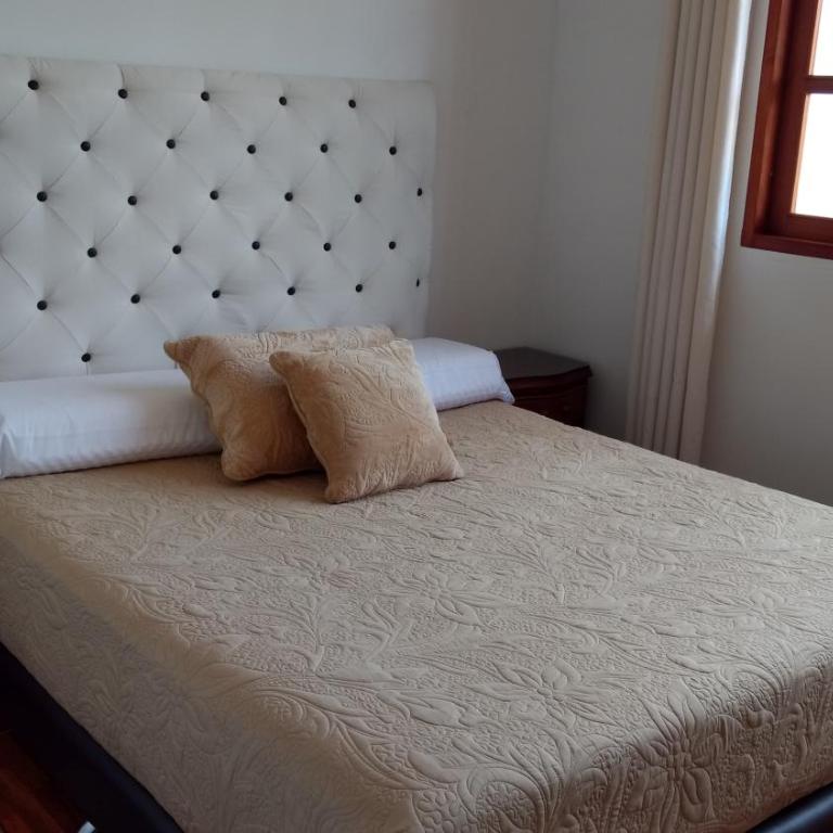 Villa de Los Angeles - Habitación Cuádruple con balcón - 31
