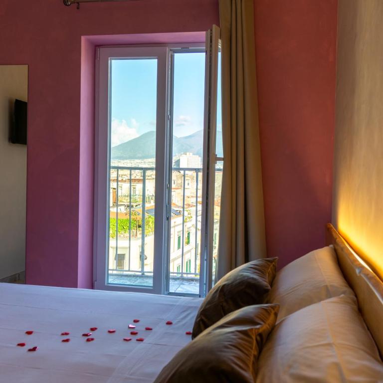 Domus Gianfranco Prestige Suites Napoli - Suite Queen Deluxe - 2