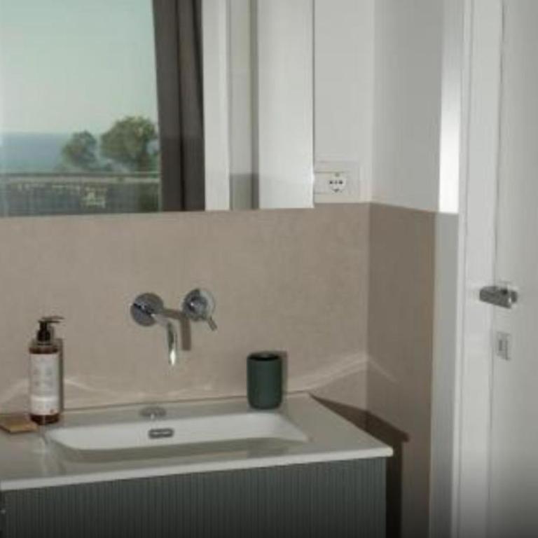 La Casa Di Kya - Marina Di Arechi - Dreibettzimmer mit Dusche - 4