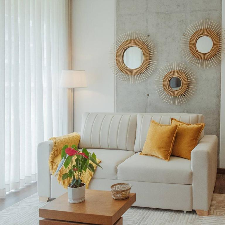 Quarzzo Suites by NOWA - Superior One-Bedroom Apartment with Balcony - 1
