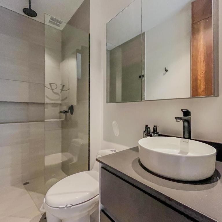 Quarzzo Suites by NOWA - Two-Bedroom Deluxe Apartment with Balcony - 5